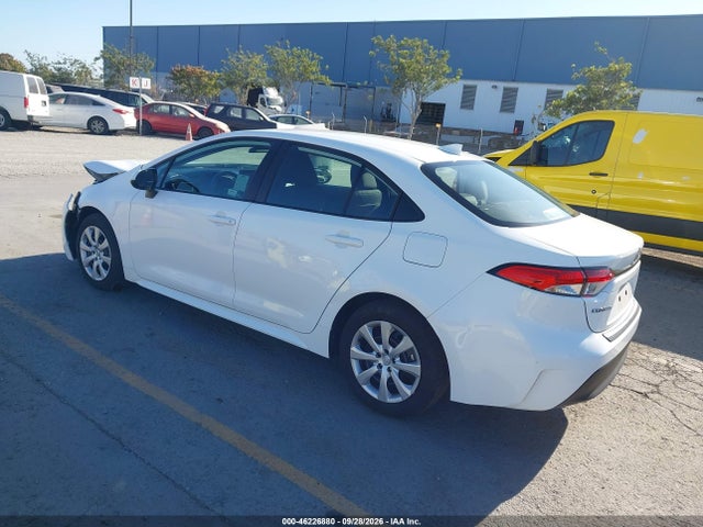 Toyota COROLLA LE 2025 5YFB4MDE8SP283556 Image 3