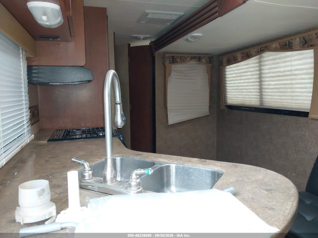 46226890 :رقم المزاد ، 47CTS5P20DK173196 vin ، 2013 Dutchmen Kodiak 284bhsl مزاد بيع