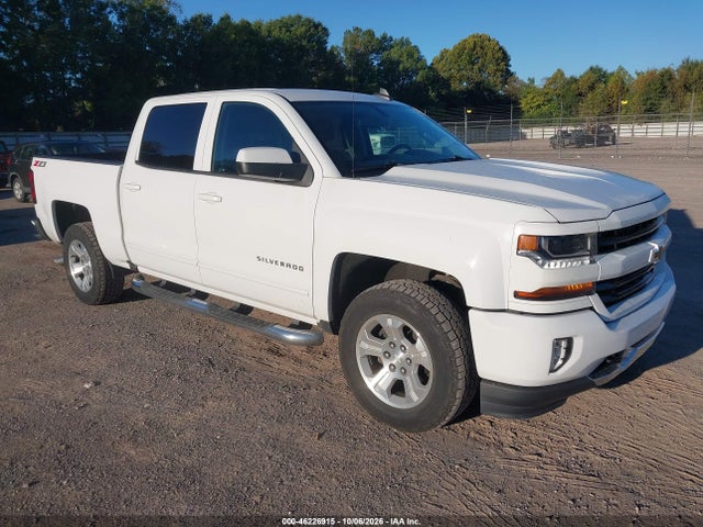 46226915 :رقم المزاد ، 3GCUKREC7JG556581 vin ، 2018 Chevrolet Silverado 1500 2lt مزاد بيع