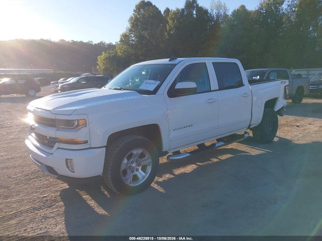 46226915 :رقم المزاد ، 3GCUKREC7JG556581 vin ، 2018 Chevrolet Silverado 1500 2lt مزاد بيع