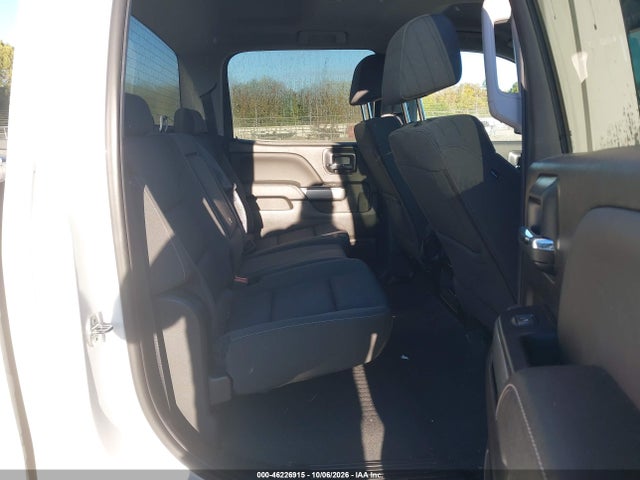 46226915 :رقم المزاد ، 3GCUKREC7JG556581 vin ، 2018 Chevrolet Silverado 1500 2lt مزاد بيع