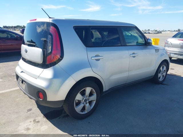 KIA Soul 2017 KNDJN2A2XH7456575 Image 4