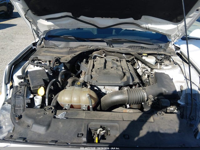 Ford Mustang Ecoboost 2018 1FATP8UH7J5110853 Image 10