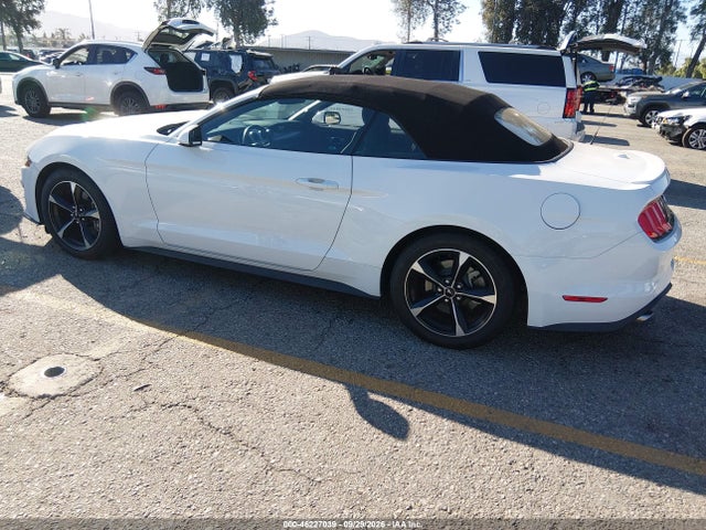 Ford Mustang Ecoboost 2018 1FATP8UH7J5110853 Image 14