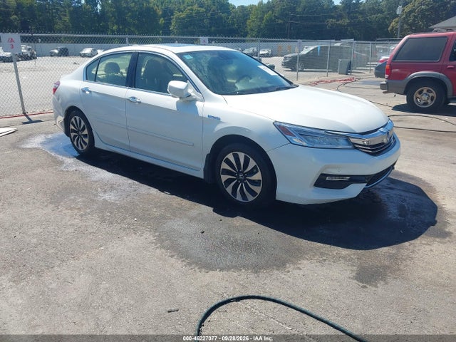 46227077 :رقم المزاد ، JHMCR6F74HC023901 vin ، 2017 Honda Accord Hybrid Touring مزاد بيع