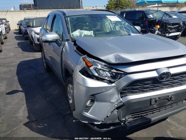 Toyota Rav4 Xle Premium 2019 JTMC1RFV3KD041879 Image 6