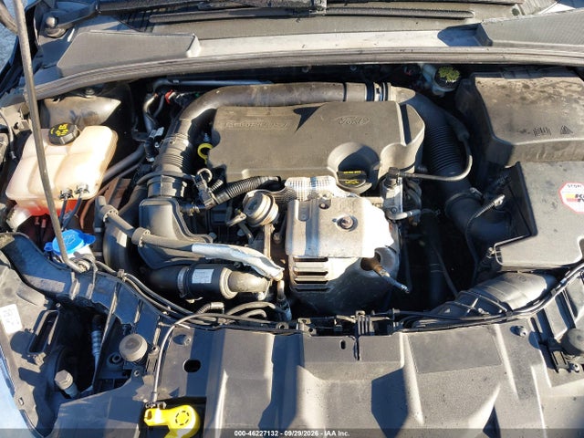 46227132 :رقم المزاد ، 1FADP3KE9FL254231 vin ، 2015 Ford Focus Se مزاد بيع