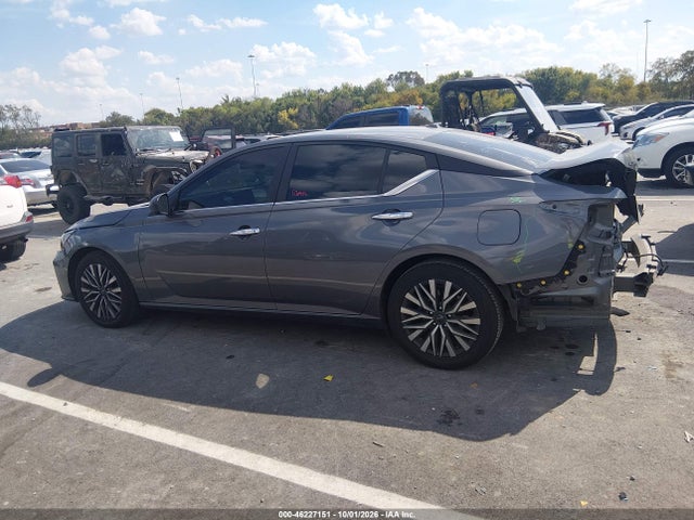 1N4BL4DV0SN381115 Nissan Altima Sv Fwd