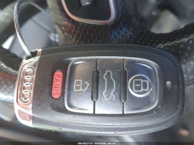 2011 Audi A5 2.0t Premium მანქანა იყიდება აუქციონზე, vin: WAULFAFH1BN004771, აუქციონის ნომერი: 46227170