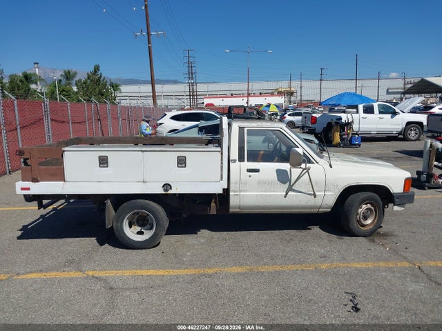 Продаж на аукціоні авто 1986 Toyota Pickup Cab Chassis Rn55, vin: JT5RN55R0G7003779, номер лоту: 46227247