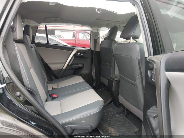 2015 Toyota Rav4 Limited მანქანა იყიდება აუქციონზე, vin: 2T3DFREV1FW392323, აუქციონის ნომერი: 46227310