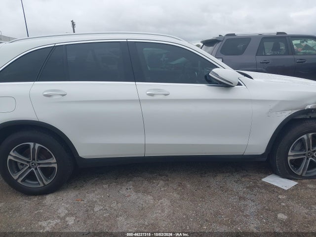 2018 Mercedes-benz Glc 300 მანქანა იყიდება აუქციონზე, vin: WDC0G4JB7JV104924, აუქციონის ნომერი: 46227315