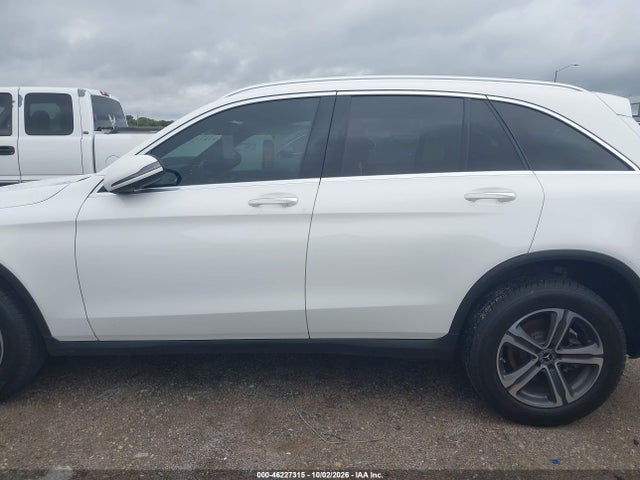 2018 Mercedes-benz Glc 300 მანქანა იყიდება აუქციონზე, vin: WDC0G4JB7JV104924, აუქციონის ნომერი: 46227315