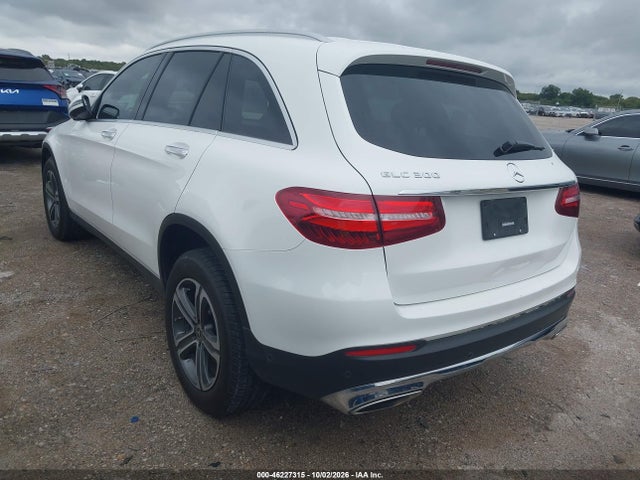 2018 Mercedes-benz Glc 300 მანქანა იყიდება აუქციონზე, vin: WDC0G4JB7JV104924, აუქციონის ნომერი: 46227315