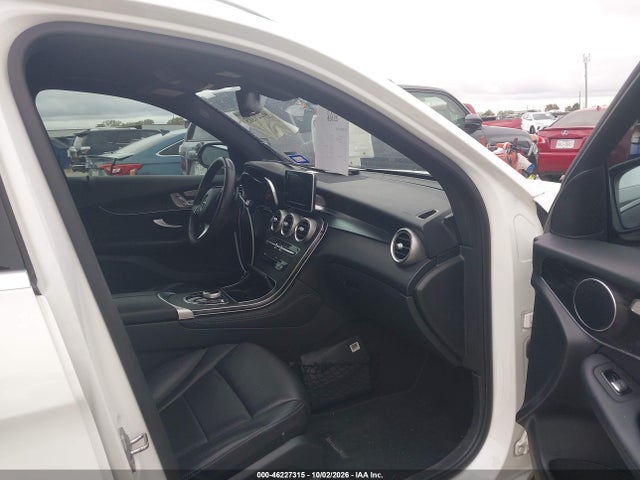2018 Mercedes-benz Glc 300 მანქანა იყიდება აუქციონზე, vin: WDC0G4JB7JV104924, აუქციონის ნომერი: 46227315