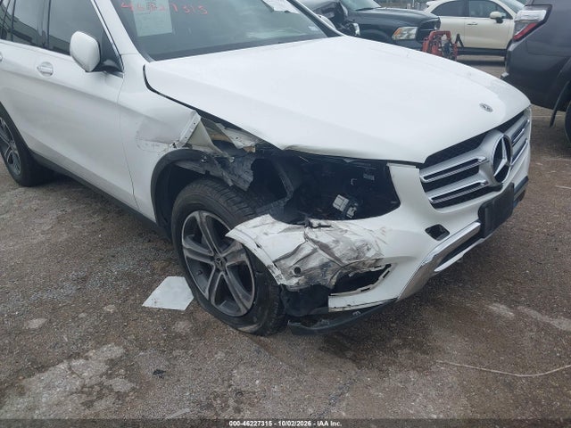 2018 Mercedes-benz Glc 300 მანქანა იყიდება აუქციონზე, vin: WDC0G4JB7JV104924, აუქციონის ნომერი: 46227315