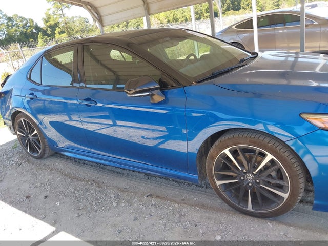 46227421 :رقم المزاد ، 4T1B61HK1JU064878 vin ، 2018 Toyota Camry Xse مزاد بيع