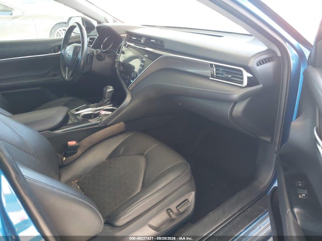 46227421 :رقم المزاد ، 4T1B61HK1JU064878 vin ، 2018 Toyota Camry Xse مزاد بيع