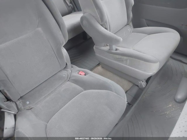 2008 Toyota Sienna Le მანქანა იყიდება აუქციონზე, vin: 5TDZK23C48S129967, აუქციონის ნომერი: 46227452