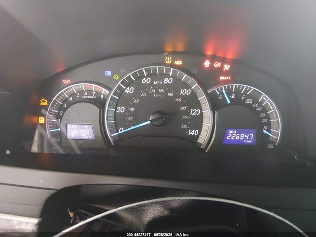 46227477 :رقم المزاد ، 4T1BF1FK4EU416487 vin ، 2014 Toyota Camry Se مزاد بيع