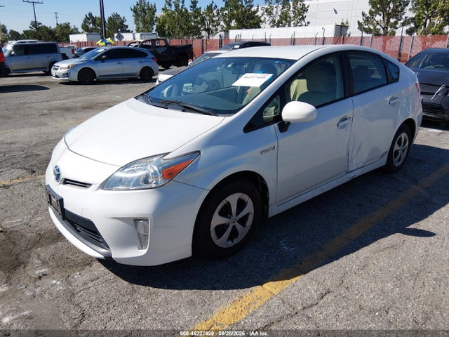 Продаж на аукціоні авто 2015 Toyota Prius Three, vin: JTDKN3DU8F0435513, номер лоту: 46227499