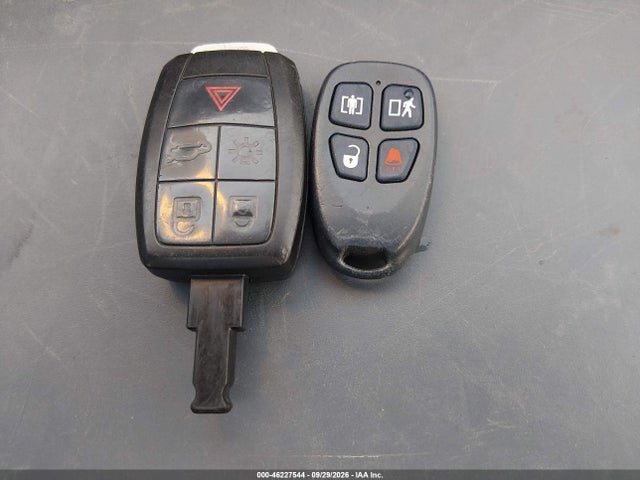 Продаж на аукціоні авто 2008 Volvo C70 T5, vin: YV1MC67298J055193, номер лоту: 46227544