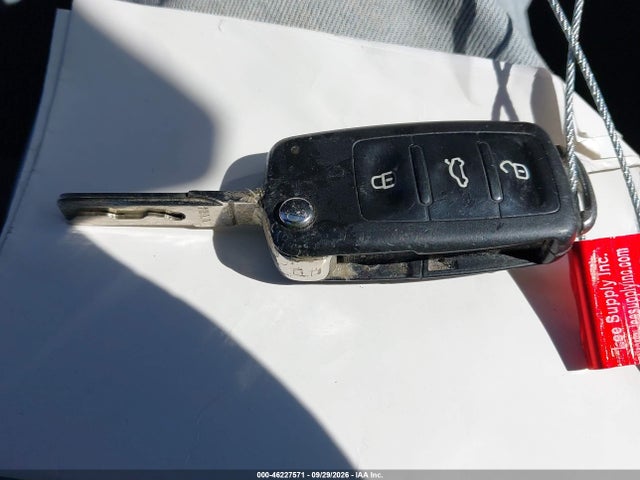 Продажа на аукционе авто 2016 Volkswagen Passat 1.8t S, vin: 1VWAT7A37GC020507, номер лота: 46227571
