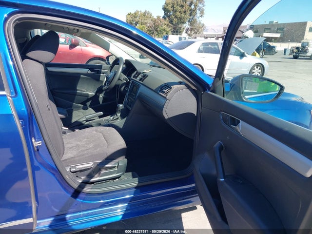 Продажа на аукционе авто 2016 Volkswagen Passat 1.8t S, vin: 1VWAT7A37GC020507, номер лота: 46227571