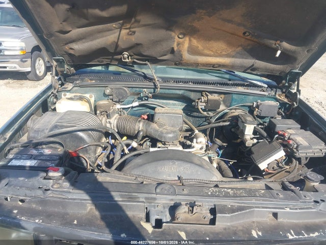 Продажа на аукционе авто 1996 Chevrolet Gmt-400 K1500, vin: 2GCEK19R2T1160123, номер лота: 46227656