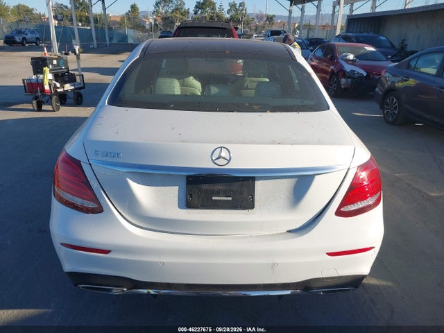 WDDZF4JB5JA378085 Mercedes-Benz E 300