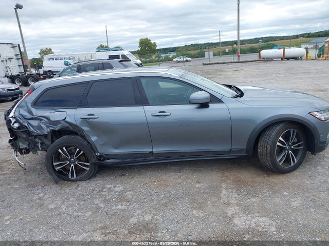 Продажа на аукционе авто 2018 Volvo V90 Cross Country T5, vin: YV4102NK5J1021333, номер лота: 46227689