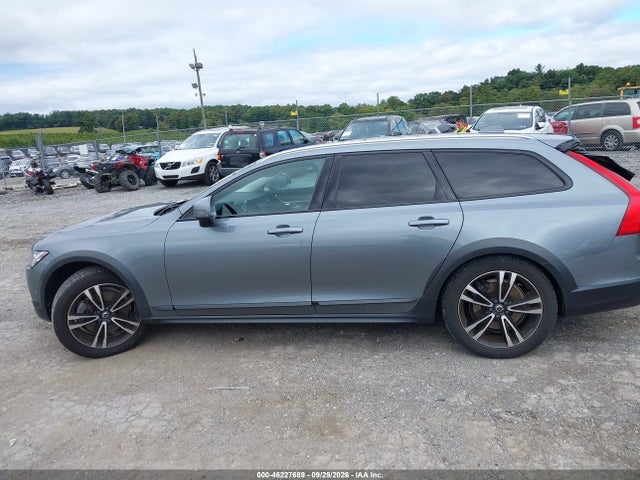 Продажа на аукционе авто 2018 Volvo V90 Cross Country T5, vin: YV4102NK5J1021333, номер лота: 46227689