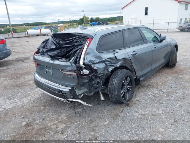 Продажа на аукционе авто 2018 Volvo V90 Cross Country T5, vin: YV4102NK5J1021333, номер лота: 46227689