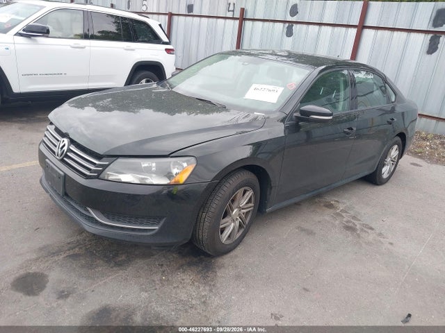 Volkswagen Passat 1.8t S 2015 1VWAT7A30FC033873 Image 2
