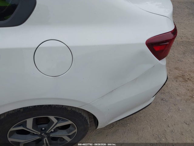 2021 Kia Forte Lxs მანქანა იყიდება აუქციონზე, vin: 3KPF24AD6ME283241, აუქციონის ნომერი: 46227792