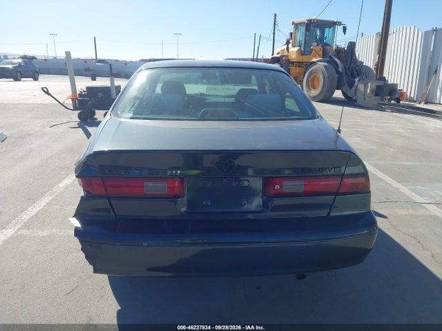 46227834 :رقم المزاد ، 4T1BG22K1WU371423 vin ، 1998 Toyota Camry Ce مزاد بيع