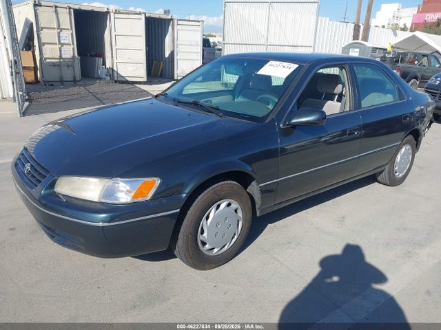 46227834 :رقم المزاد ، 4T1BG22K1WU371423 vin ، 1998 Toyota Camry Ce مزاد بيع