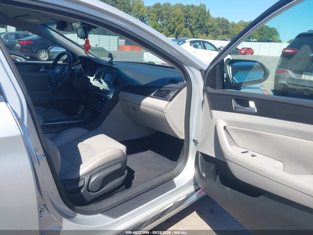 46227896 :رقم المزاد ، 5NPE34AF6FH189241 vin ، 2015 Hyundai Sonata Sport مزاد بيع