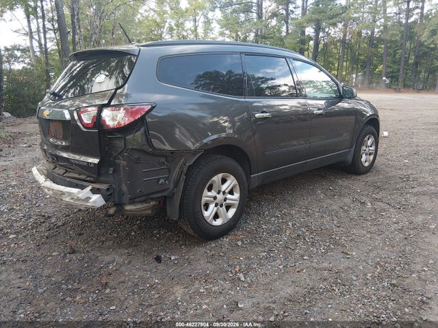 46227904 :رقم المزاد ، 1GNKVFKD7FJ133166 vin ، 2015 Chevrolet Traverse Ls مزاد بيع