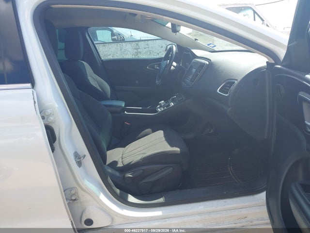 46227917 :رقم المزاد ، 1C3CCCAB0FN649836 vin ، 2015 Chrysler 200 Limited مزاد بيع