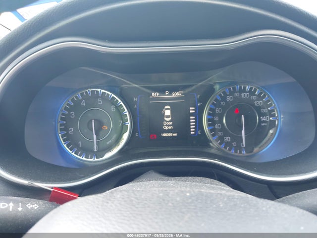 46227917 :رقم المزاد ، 1C3CCCAB0FN649836 vin ، 2015 Chrysler 200 Limited مزاد بيع