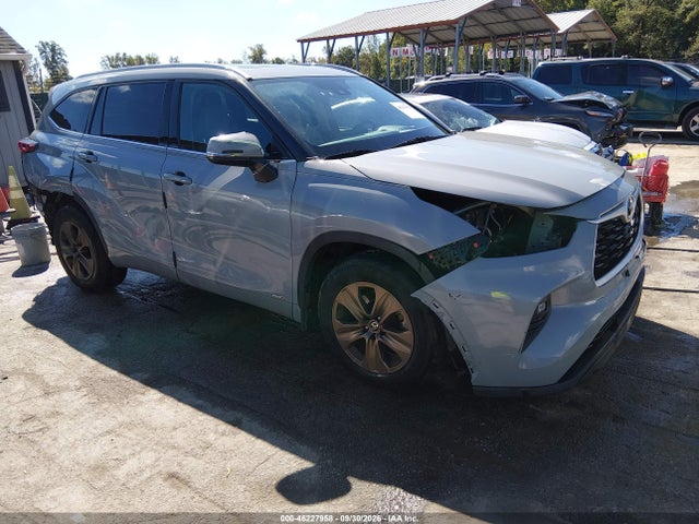2022 Toyota Highlander Hybrid Xle Bronze Edition მანქანა იყიდება აუქციონზე, vin: 5TDABRCH3NS553749, აუქციონის ნომერი: 46227958