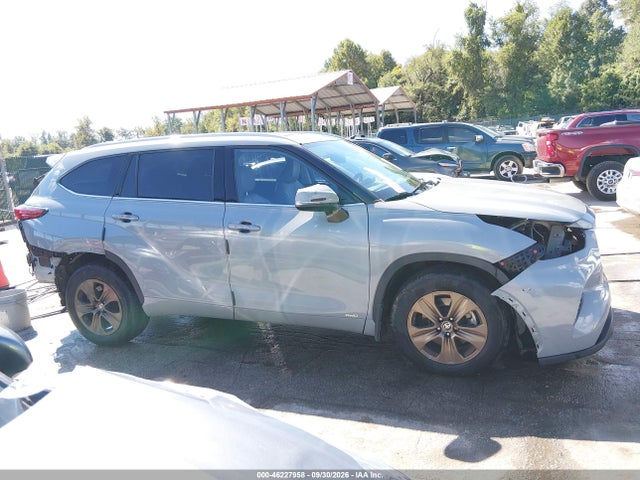 Продаж на аукціоні авто 2022 Toyota Highlander Hybrid Xle Bronze Edition, vin: 5TDABRCH3NS553749, номер лоту: 46227958