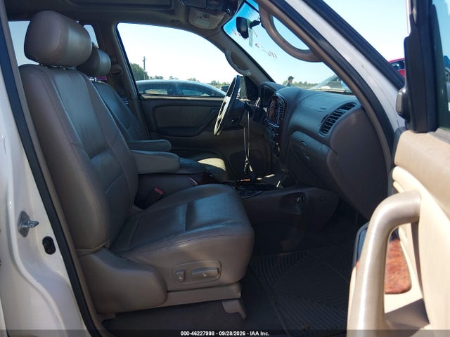 Продажа на аукционе авто 2002 Toyota Sequoia Limited V8, vin: 5TDBT48A52S071053, номер лота: 46227998