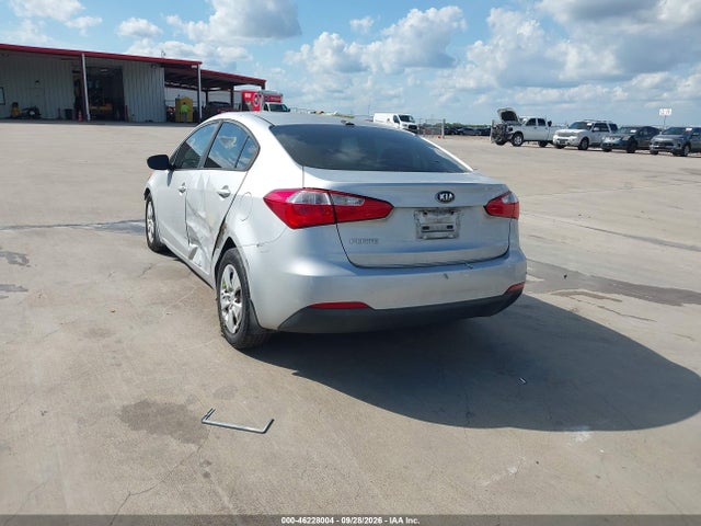 Продажа на аукционе авто 2016 Kia Forte Lx, vin: KNAFK4A63G5510920, номер лота: 46228004
