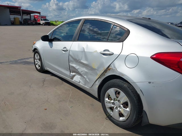 Продажа на аукционе авто 2016 Kia Forte Lx, vin: KNAFK4A63G5510920, номер лота: 46228004