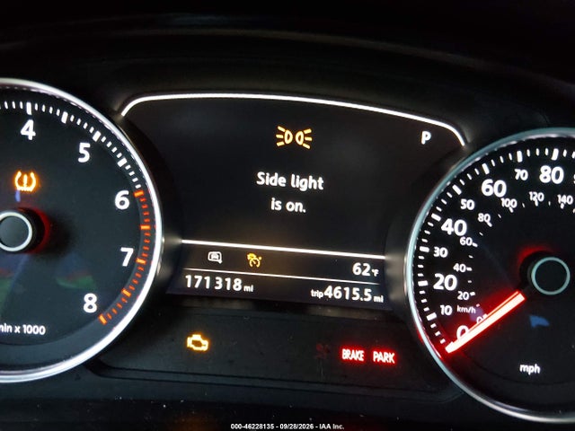 Продаж на аукціоні авто 2017 Volkswagen Touareg V6 Wolfsburg Edition, vin: WVGRF7BP9HD003990, номер лоту: 46228135