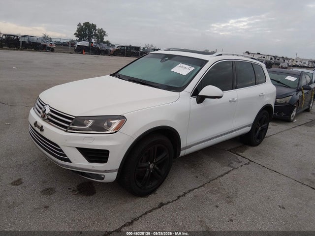 Продаж на аукціоні авто 2017 Volkswagen Touareg V6 Wolfsburg Edition, vin: WVGRF7BP9HD003990, номер лоту: 46228135