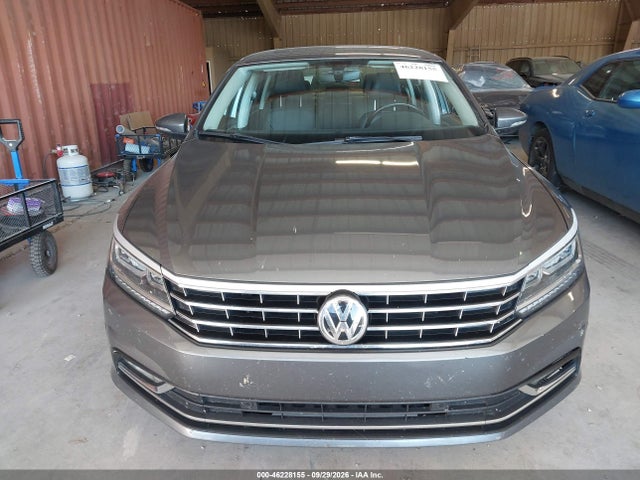 2018 Volkswagen Passat 2.0t Se მანქანა იყიდება აუქციონზე, vin: 1VWBA7A38JC023255, აუქციონის ნომერი: 46228155