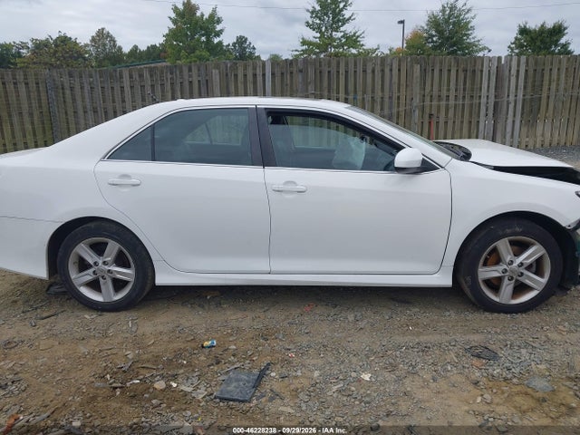 Aukcja sprzedaży 2014 Toyota Camry Se, vin: 4T1BF1FK4EU799282, numer aukcji: 46228238